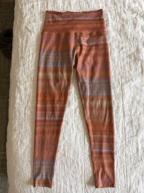 Beyond Yoga Softmark Legging in Ombré Stripe